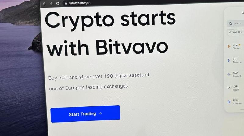 Layar Bitvavo menampilkan memecoin baru yang telah naik 98%