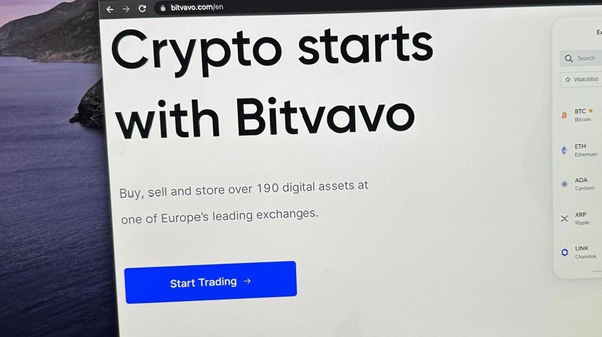 Featured image for Bitvavo Tambahkan Memecoin Besar yang Sudah Naik 98%