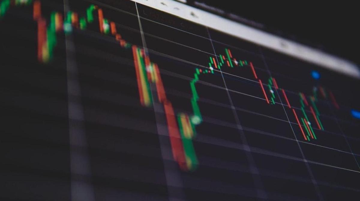 Featured image for Harga Bitcoin Pulih Usai Crash Berat, Altcoins Tertinggal di Bayangan