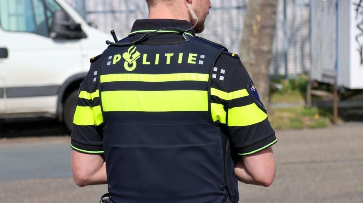 Featured image for Pria di Almelo Tertipu Kripto Palsu Saat Jual Rolex