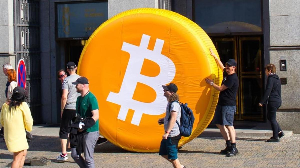 Featured image for Sinyal Bitcoin Langka Mengindikasikan Potensi Pemulihan, Ini yang Perlu Diwaspadai